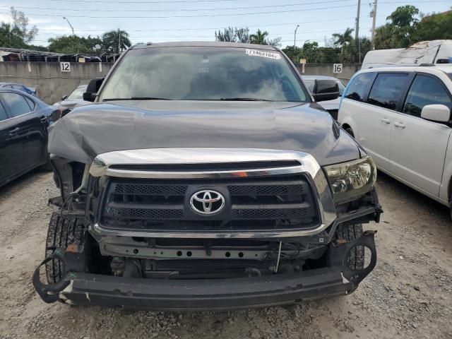 Photo 4 VIN: 5TFEY5F19DX135180 - TOYOTA TUNDRA CRE 