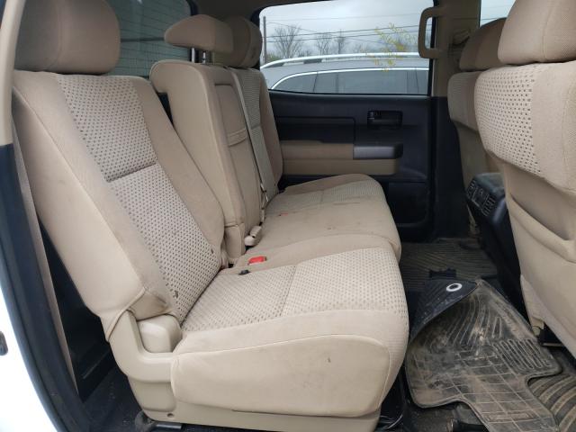 Photo 5 VIN: 5TFEY5F19DX137298 - TOYOTA TUNDRA CRE 