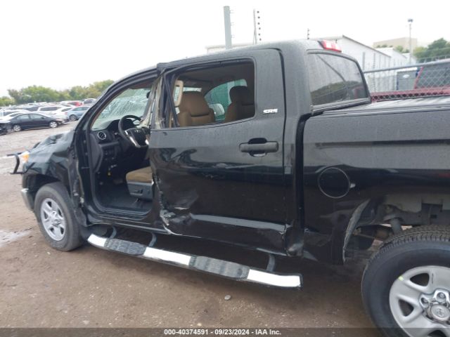 Photo 5 VIN: 5TFEY5F19FX190909 - TOYOTA TUNDRA 