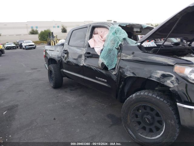 Photo 5 VIN: 5TFEY5F19JX229944 - TOYOTA TUNDRA 