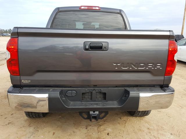 Photo 8 VIN: 5TFEY5F19KX252707 - TOYOTA TUNDRA CRE 