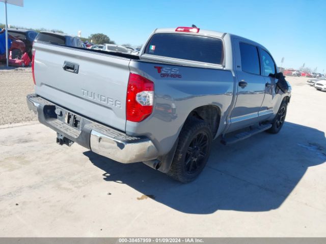 Photo 3 VIN: 5TFEY5F19LX256810 - TOYOTA TUNDRA 