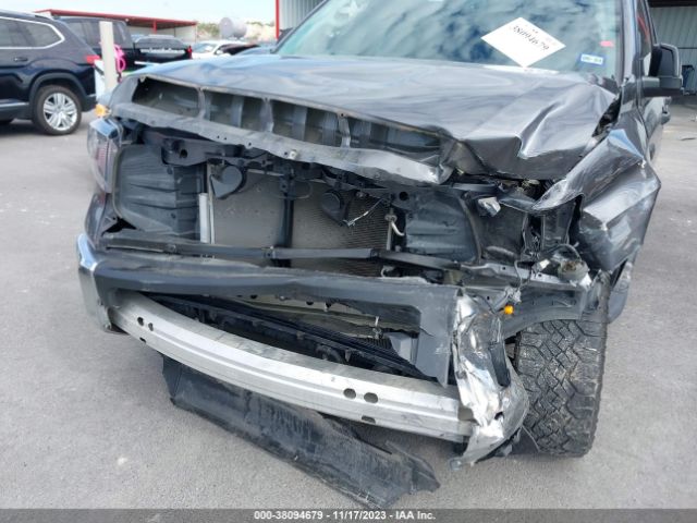 Photo 5 VIN: 5TFEY5F19MX286830 - TOYOTA TUNDRA 