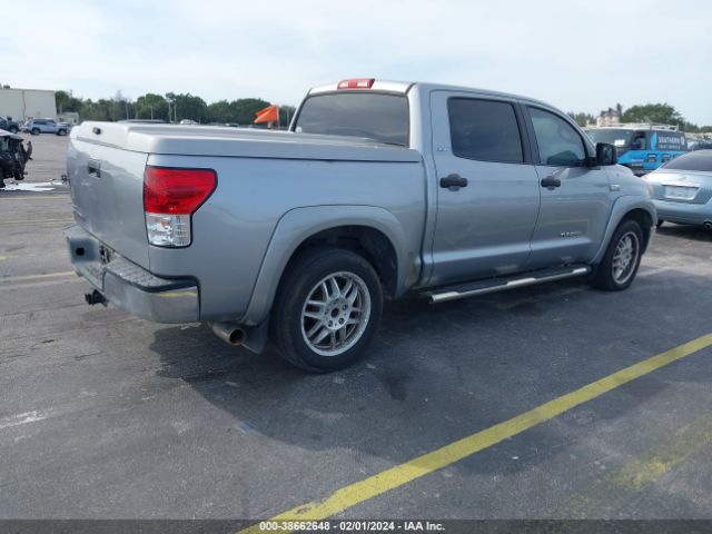 Photo 3 VIN: 5TFEY5F1XAX081853 - TOYOTA TUNDRA 