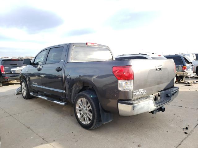 Photo 2 VIN: 5TFEY5F1XDX134300 - TOYOTA TUNDRA CRE 