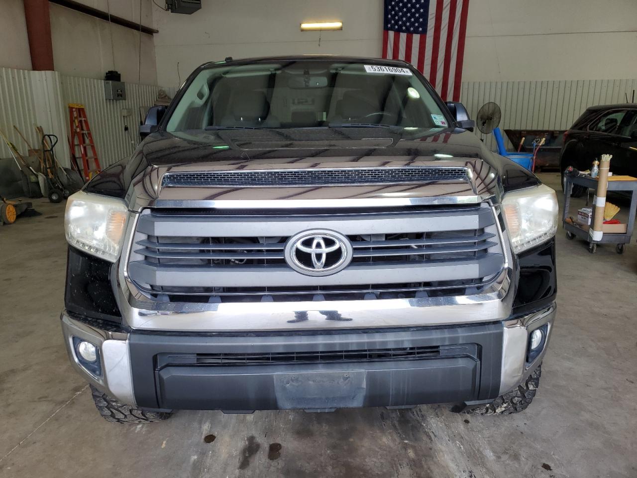 Photo 4 VIN: 5TFEY5F1XFX190899 - TOYOTA TUNDRA 