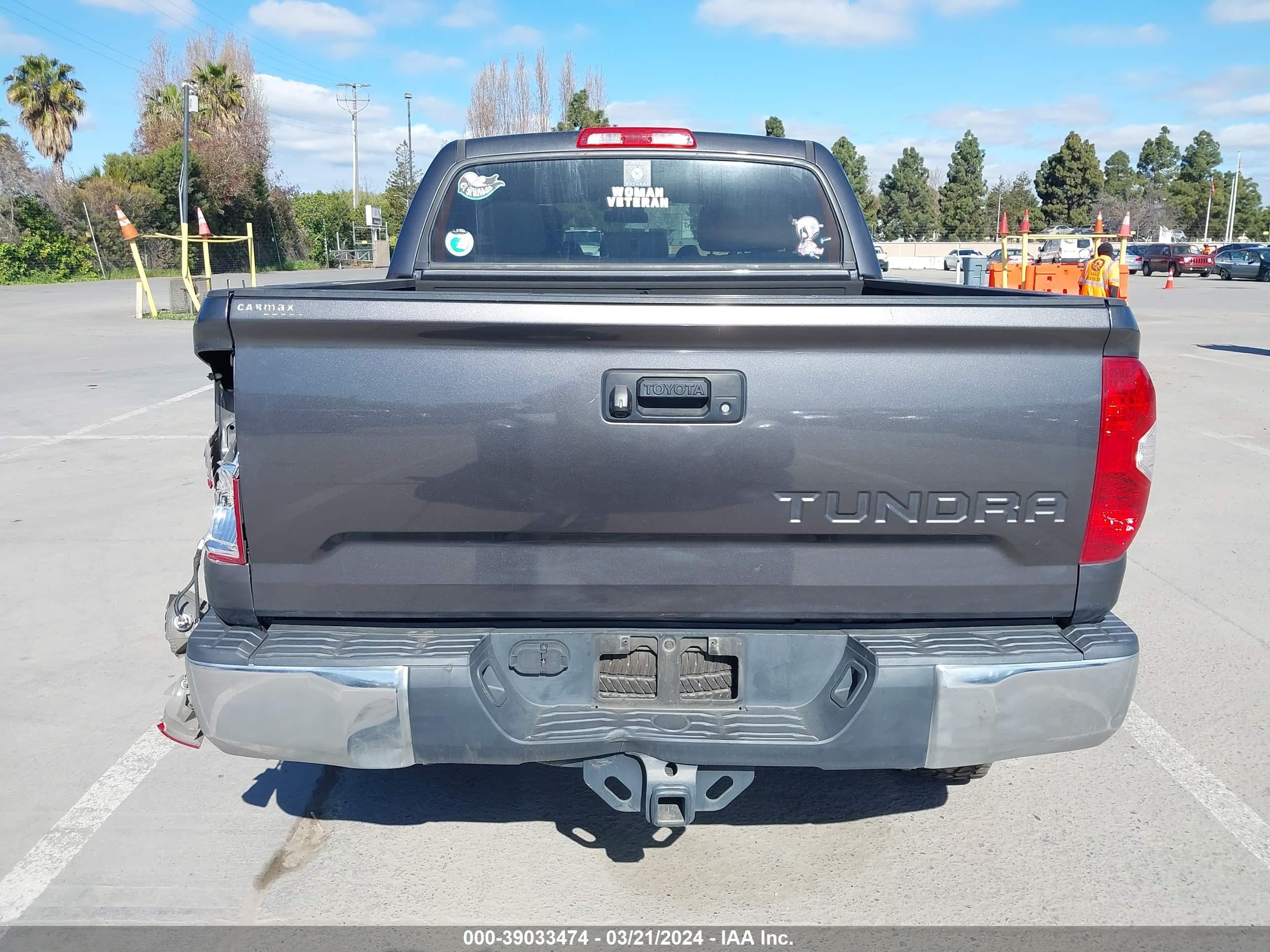 Photo 15 VIN: 5TFEY5F1XGX192475 - TOYOTA TUNDRA 