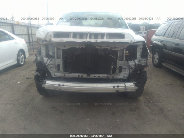 Photo 5 VIN: 5TFEY5F1XJX231539 - TOYOTA TUNDRA 2WD 