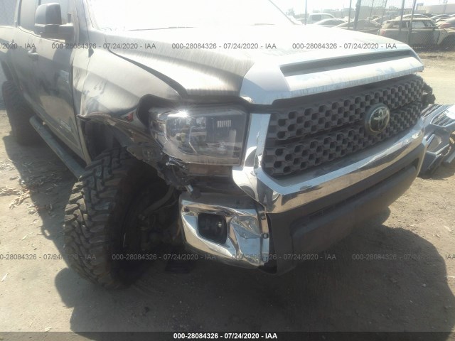 Photo 5 VIN: 5TFEY5F1XJX233906 - TOYOTA TUNDRA 2WD 