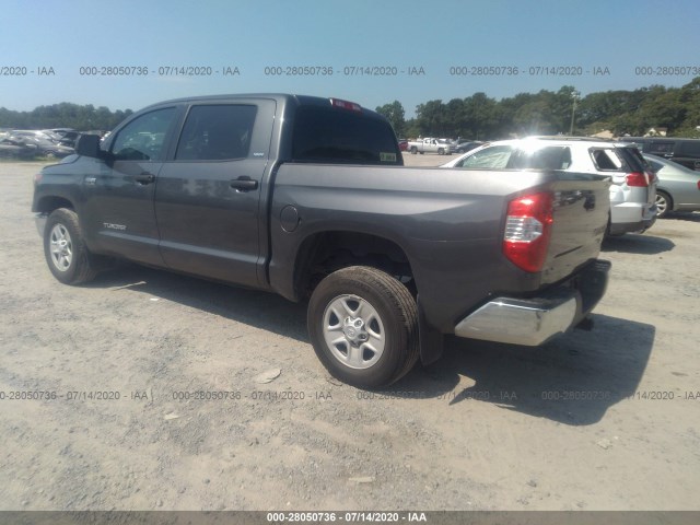 Photo 2 VIN: 5TFEY5F1XJX238815 - TOYOTA TUNDRA 2WD 