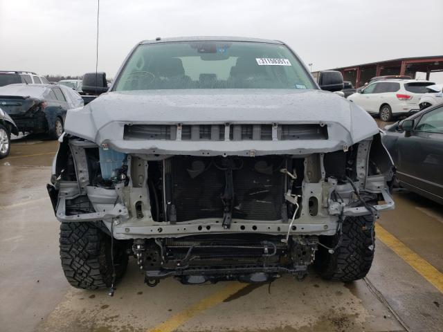 Photo 8 VIN: 5TFEY5F1XKX251789 - TOYOTA TUNDRA CRE 