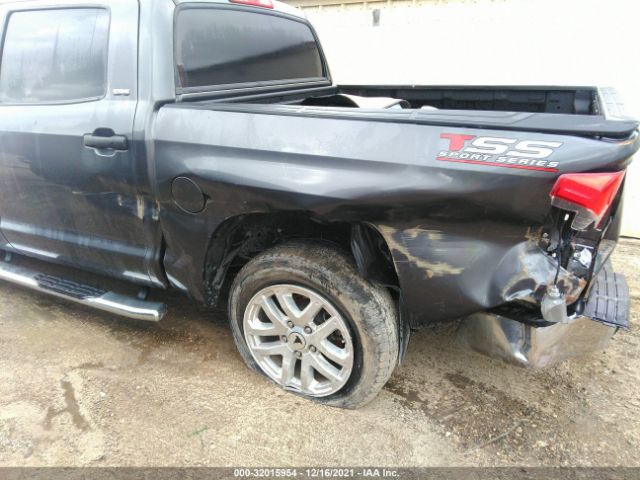 Photo 5 VIN: 5TFEY5F1XLX257500 - TOYOTA TUNDRA 2WD 