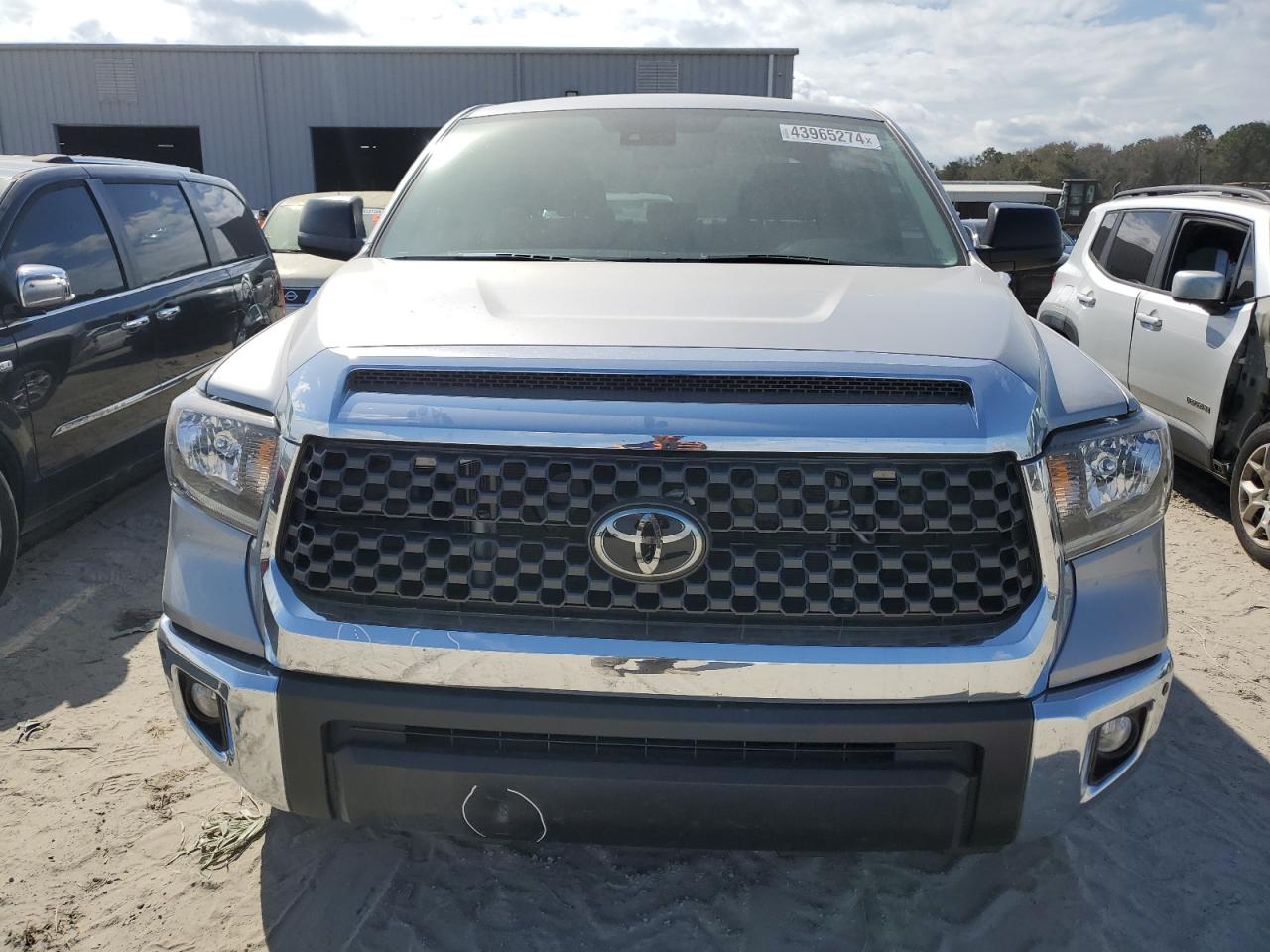 Photo 4 VIN: 5TFEY5F1XMX295133 - TOYOTA TUNDRA 