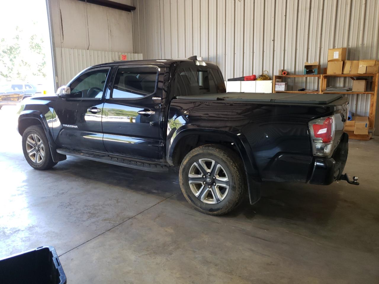 Photo 1 VIN: 5TFEZ5CN0HX033504 - TOYOTA TACOMA 