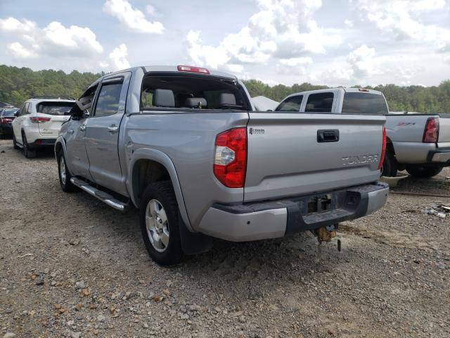 Photo 2 VIN: 5TFFW5F19HX227048 - TOYOTA TUNDRA CRE 