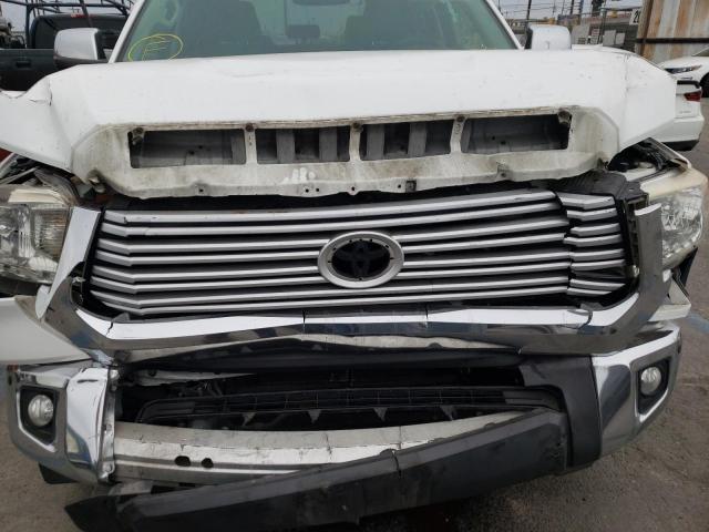 Photo 8 VIN: 5TFFY5F11HX218287 - TOYOTA TUNDRA CRE 