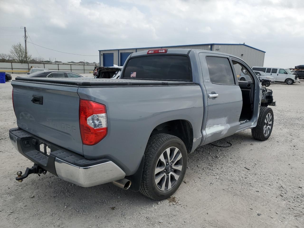 Photo 2 VIN: 5TFFY5F11KX245030 - TOYOTA TUNDRA 