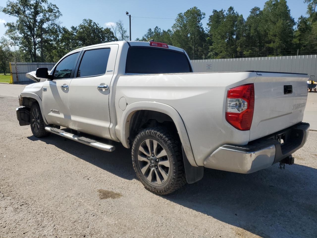 Photo 1 VIN: 5TFFY5F13LX257858 - TOYOTA TUNDRA 