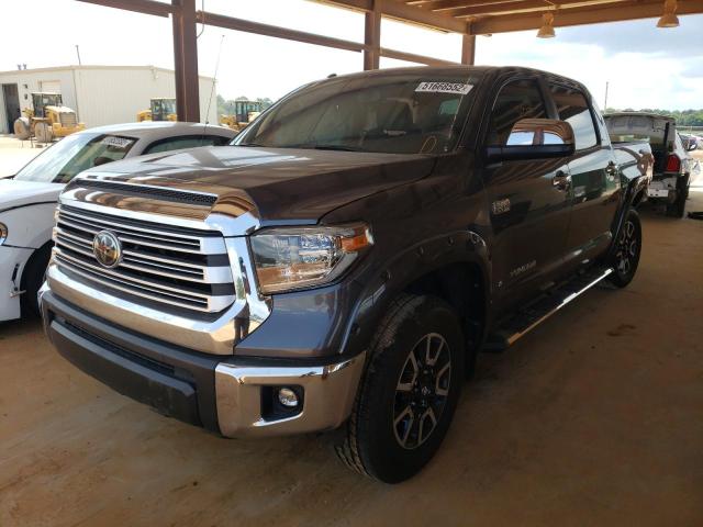 Photo 1 VIN: 5TFFY5F14JX240855 - TOYOTA TUNDRA CRE 