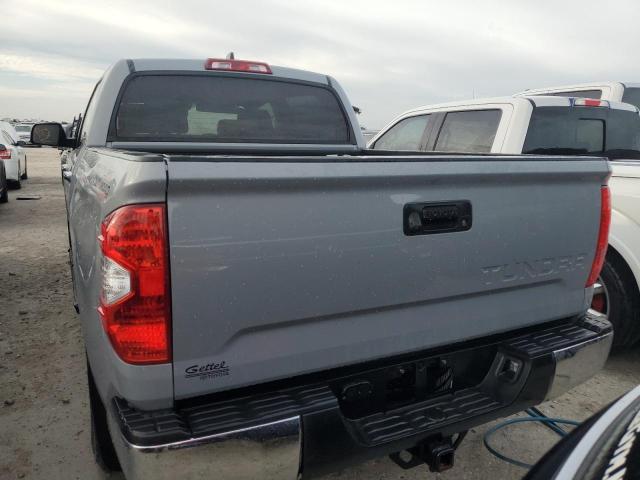 Photo 5 VIN: 5TFFY5F14LX264804 - TOYOTA TUNDRA CRE 