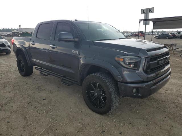 Photo 3 VIN: 5TFFY5F15AX087452 - TOYOTA TUNDRA CRE 