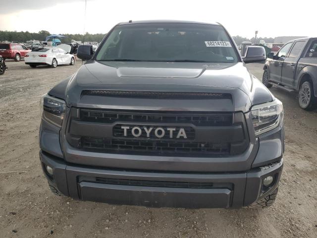 Photo 4 VIN: 5TFFY5F15AX087452 - TOYOTA TUNDRA CRE 