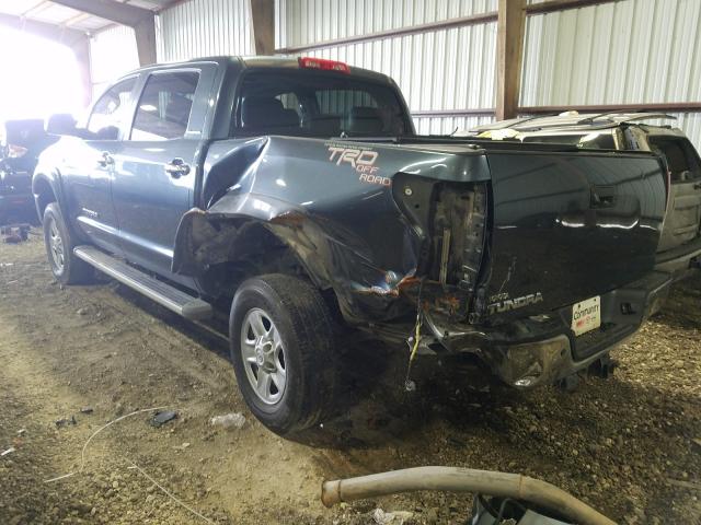 Photo 2 VIN: 5TFFY5F15AX096412 - TOYOTA TUNDRA 