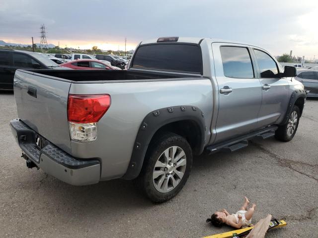 Photo 2 VIN: 5TFFY5F15CX125085 - TOYOTA TUNDRA CRE 