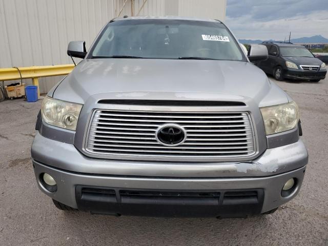 Photo 4 VIN: 5TFFY5F15CX125085 - TOYOTA TUNDRA CRE 