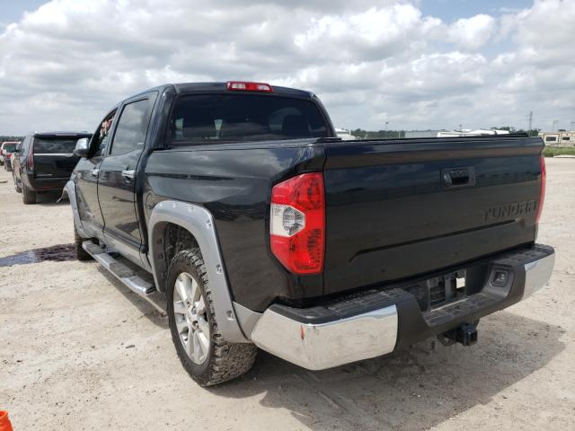 Photo 2 VIN: 5TFFY5F15FX174663 - TOYOTA TUNDRA CRE 