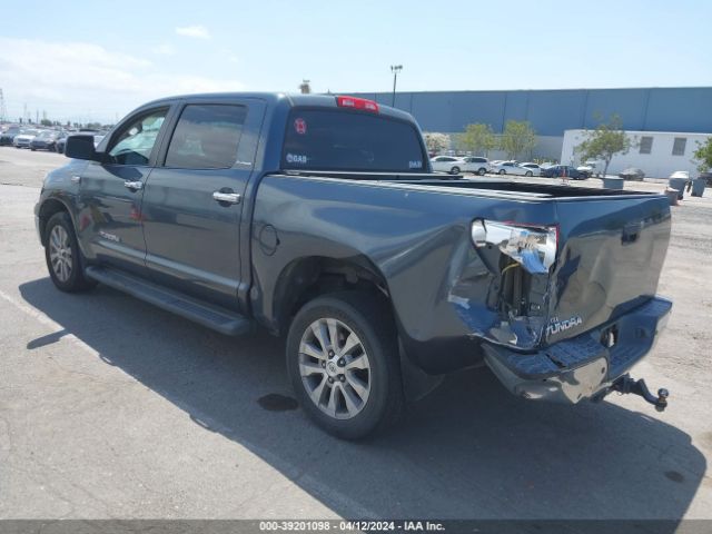 Photo 2 VIN: 5TFFY5F16AX082244 - TOYOTA TUNDRA 