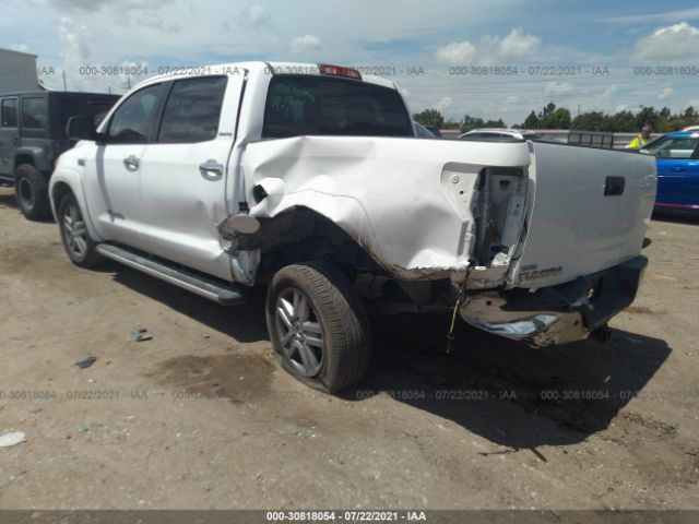 Photo 2 VIN: 5TFFY5F16BX111713 - TOYOTA TUNDRA 2WD TRUCK 