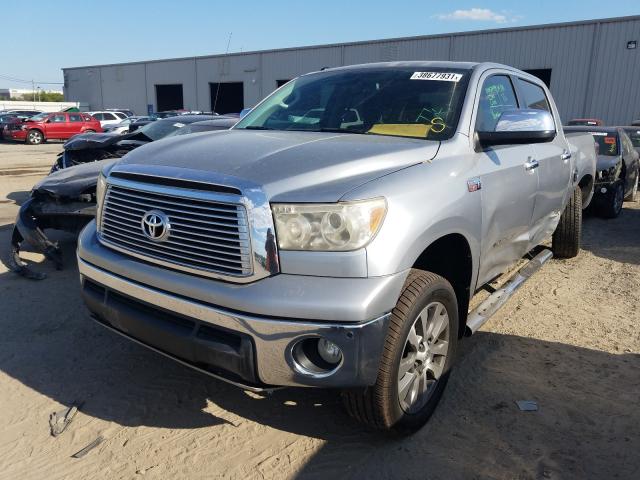 Photo 1 VIN: 5TFFY5F16BX113137 - TOYOTA TUNDRA CRE 