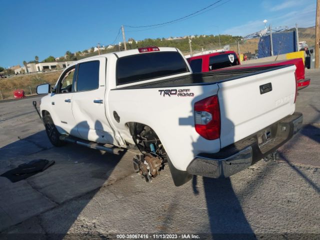 Photo 2 VIN: 5TFFY5F16JX235284 - TOYOTA TUNDRA 