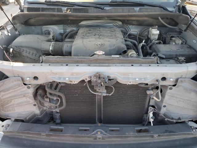 Photo 10 VIN: 5TFFY5F16JX237455 - TOYOTA TUNDRA CRE 