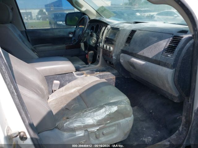 Photo 4 VIN: 5TFFY5F17CX127582 - TOYOTA TUNDRA 