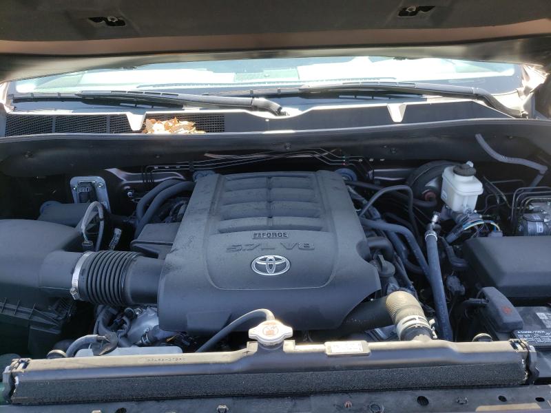 Photo 6 VIN: 5TFFY5F17LX261170 - TOYOTA TUNDRA CRE 