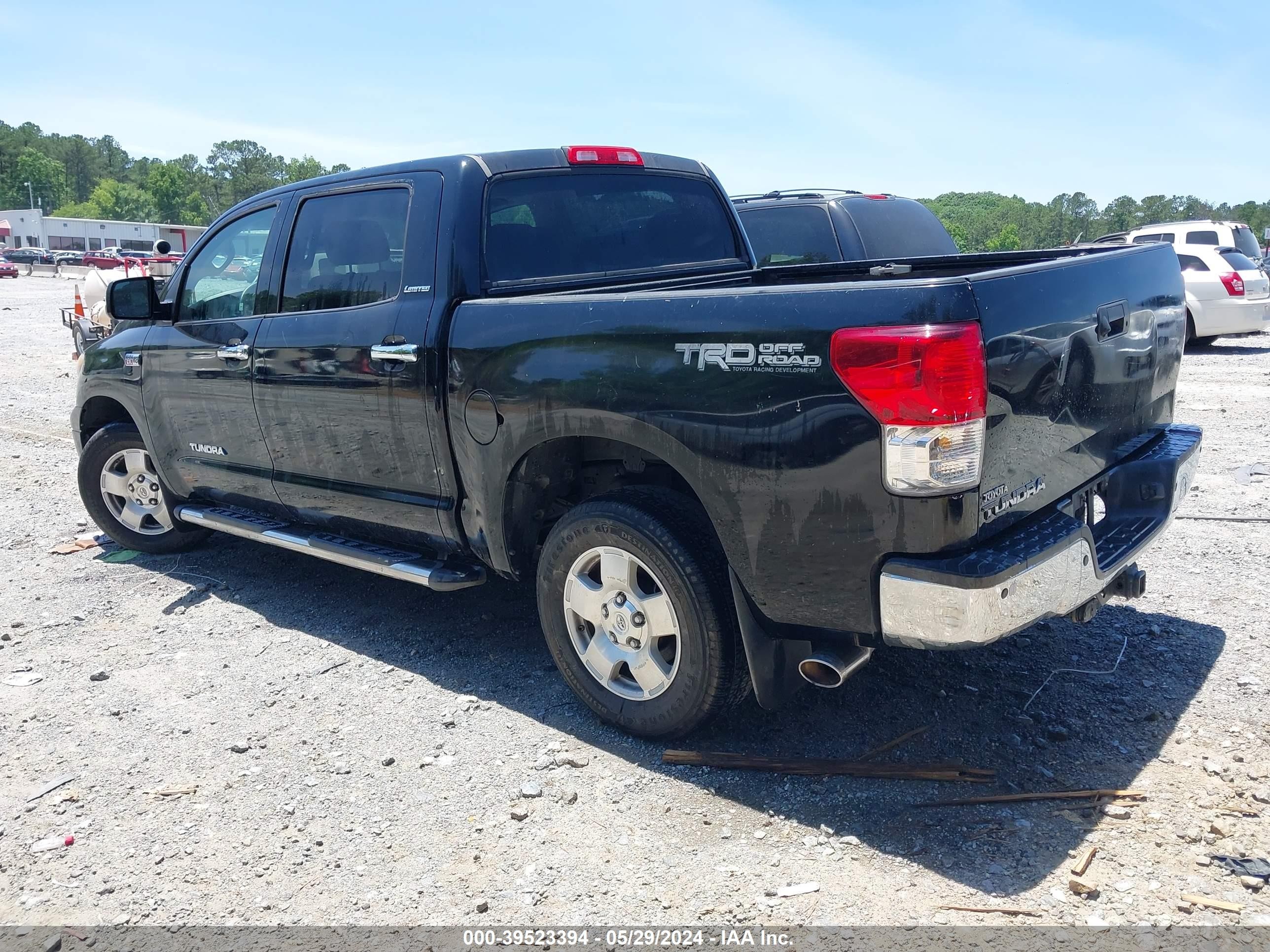 Photo 2 VIN: 5TFFY5F18AX096842 - TOYOTA TUNDRA 