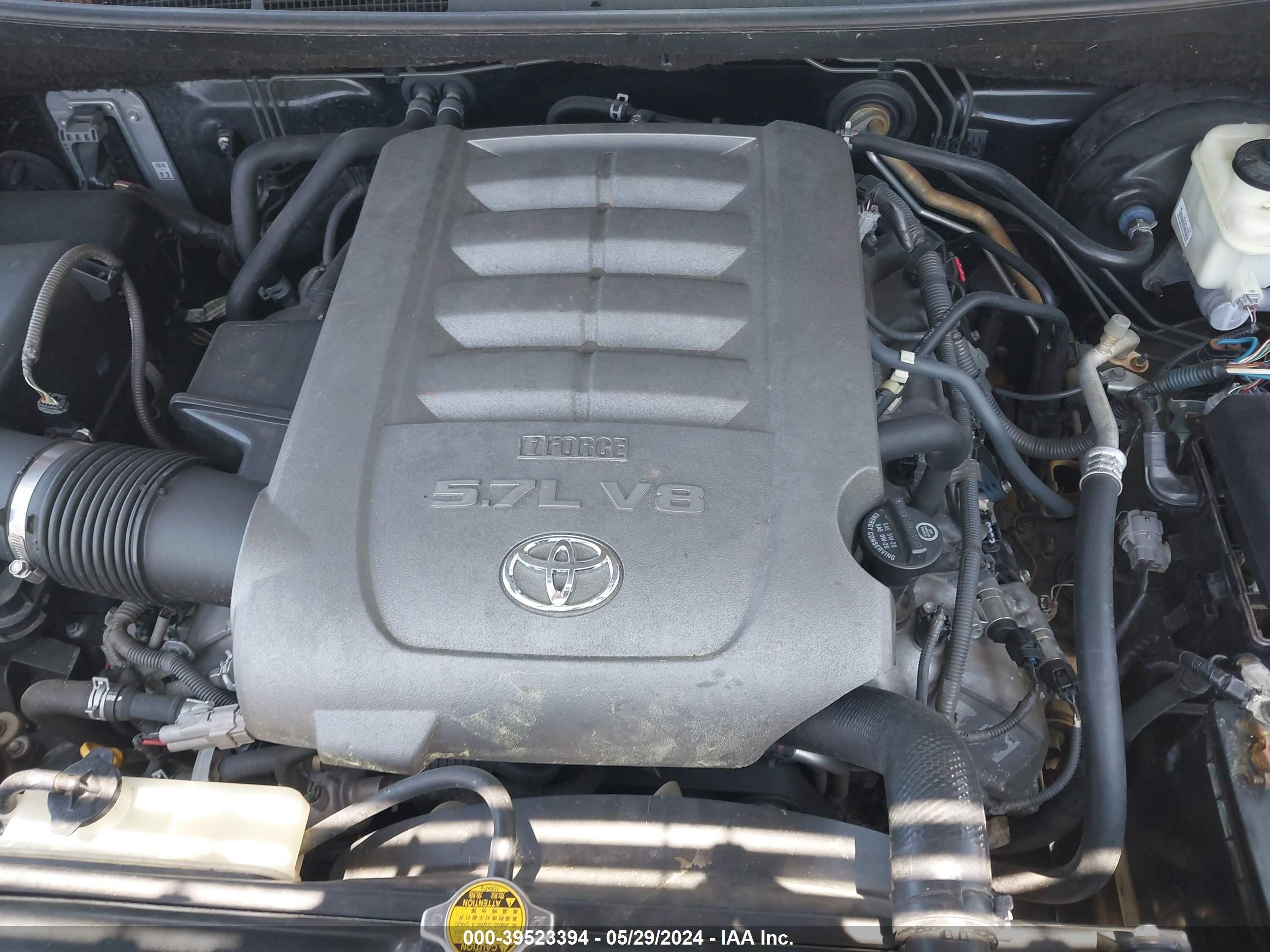 Photo 9 VIN: 5TFFY5F18AX096842 - TOYOTA TUNDRA 