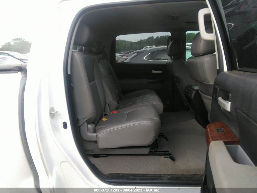 Photo 7 VIN: 5TFFY5F1XAX097412 - TOYOTA TUNDRA 