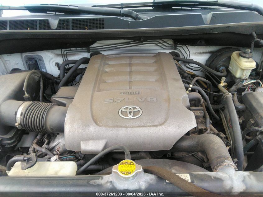 Photo 9 VIN: 5TFFY5F1XAX097412 - TOYOTA TUNDRA 