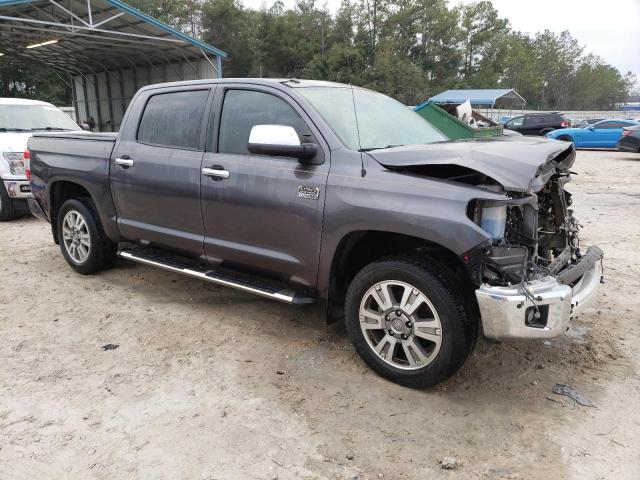 Photo 3 VIN: 5TFGW5F14HX227818 - TOYOTA TUNDRA CRE 