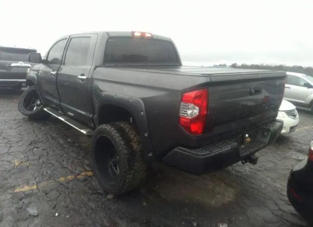 Photo 2 VIN: 5TFGW5F1XHX218797 - TOYOTA TUNDRA 2WD 