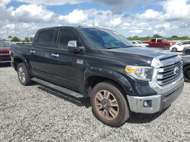 Photo 3 VIN: 5TFGY5F10KX247209 - TOYOTA TUNDRA CRE 