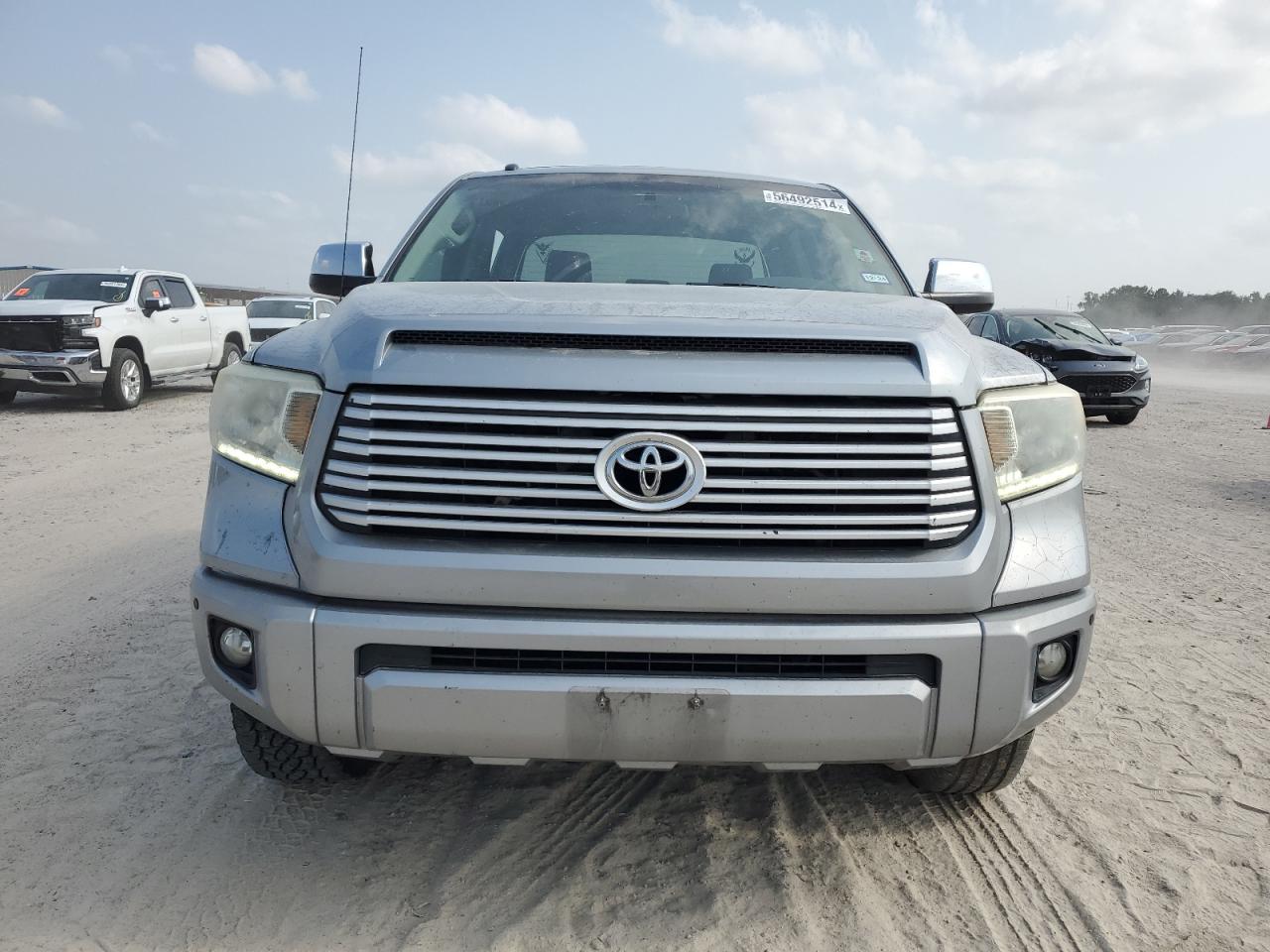 Photo 4 VIN: 5TFGY5F12EX157645 - TOYOTA TUNDRA 