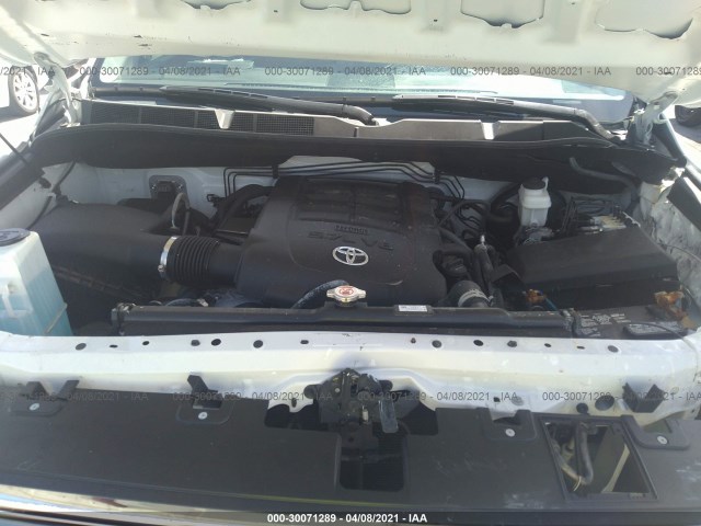 Photo 9 VIN: 5TFGY5F12KX244148 - TOYOTA TUNDRA 2WD 