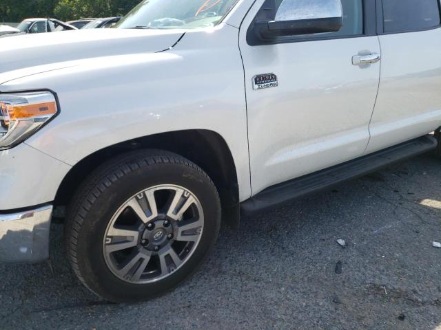 Photo 8 VIN: 5TFGY5F12MX285723 - TOYOTA TUNDRA CRE 