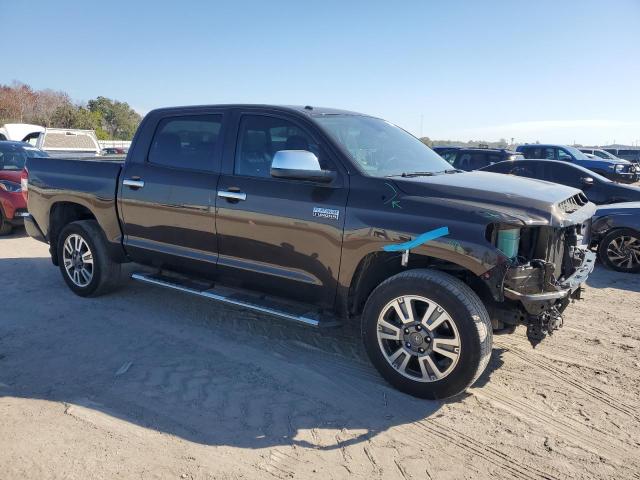 Photo 3 VIN: 5TFGY5F13KX254123 - TOYOTA TUNDRA 