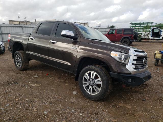 Photo 3 VIN: 5TFGY5F14KX250999 - TOYOTA TUNDRA CRE 