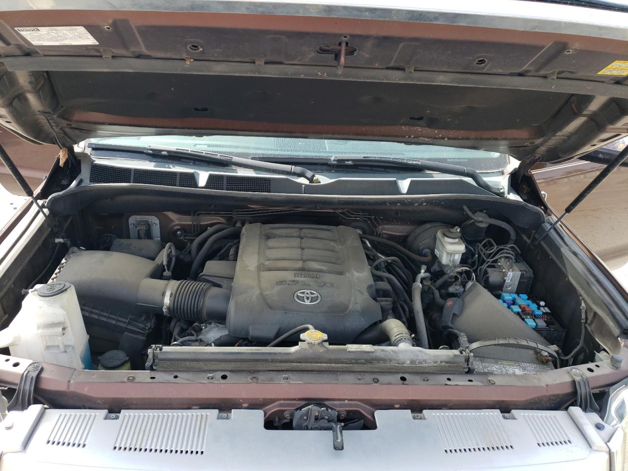 Photo 10 VIN: 5TFGY5F15EX168980 - TOYOTA TUNDRA 